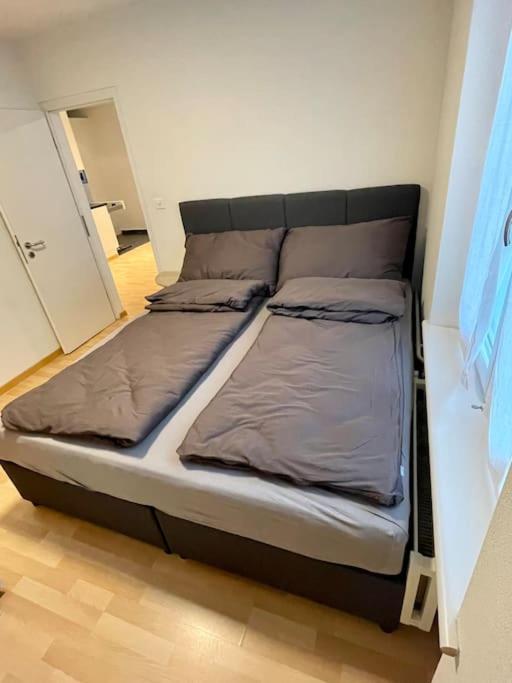 Gemuetliche An Bester Lage Im Kreis 4 Zürich